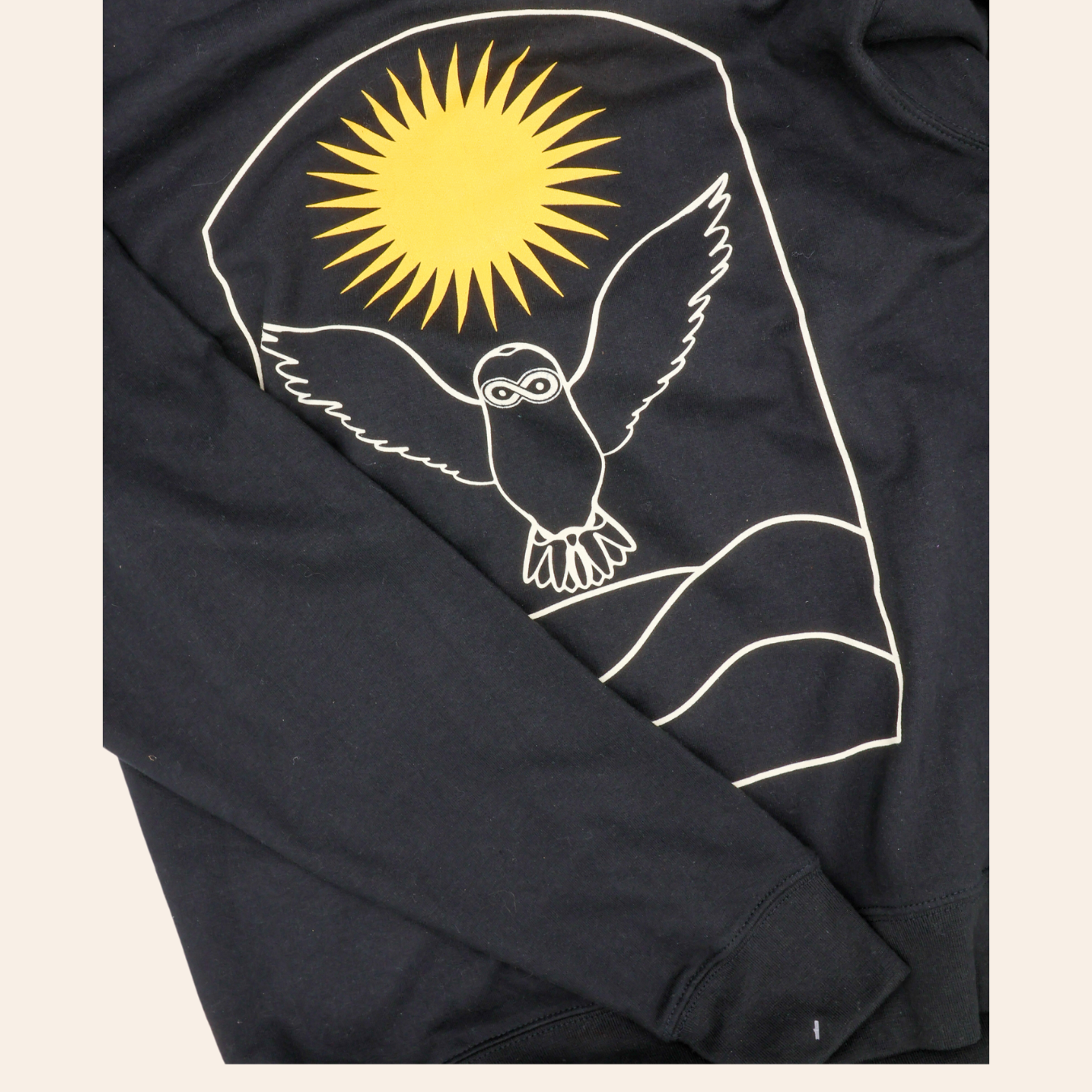 Black Owl Wingspan Sun Zip up